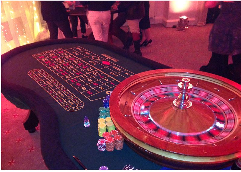 Starlight Casino کیسینو میں بکراٹکھیلیں